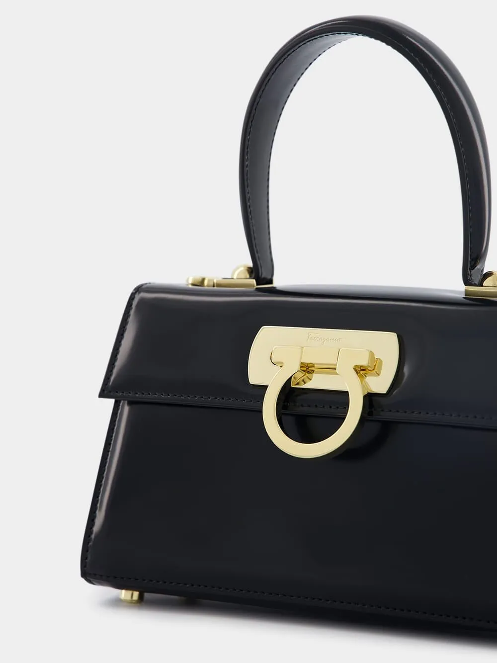 Iconic Top Handle